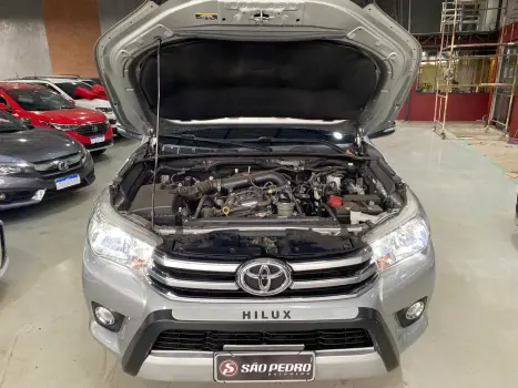 TOYOTA Hilux Caminhonete 2.7 16V 4P SRV FLEX CABINE DUPLA AUTOMÁTICO, Foto 17