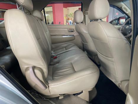 TOYOTA Hilux SW4 2.7 16V 4P FLEX SR 7 LUGARES AUTOMTICO, Foto 13