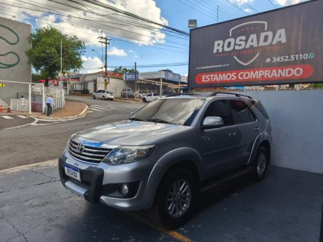 TOYOTA Hilux SW4 2.7 16V 4P FLEX SR 7 LUGARES AUTOM�TICO, Foto 1