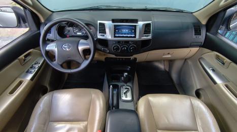 TOYOTA Hilux SW4 2.7 16V 4P FLEX SR 7 LUGARES AUTOM�TICO, Foto 5