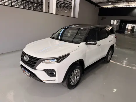 TOYOTA Hilux SW4 2.7 16V 4P FLEX SRV 7 LUGARES AUTOM�TICO, Foto 17