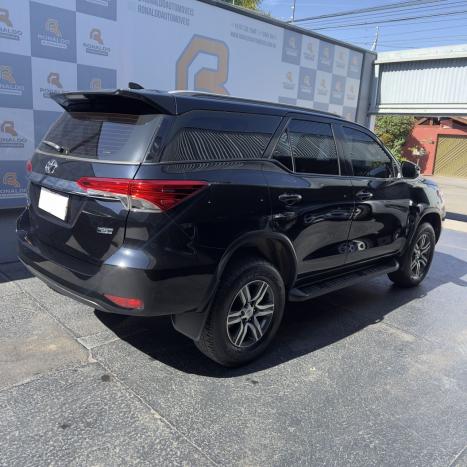 TOYOTA Hilux SW4 2.7 16V 4P SR FLEX AUTOM�TICO, Foto 4