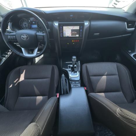 TOYOTA Hilux SW4 2.7 16V 4P SR FLEX AUTOM�TICO, Foto 9