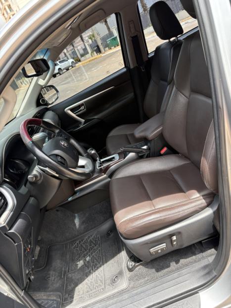 TOYOTA Hilux SW4 2.7 16V 4P FLEX SRV 7 LUGARES AUTOM�TICO, Foto 11