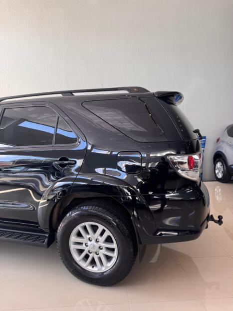 TOYOTA Hilux SW4 2.7 16V 4P FLEX SR 7 LUGARES AUTOM�TICO, Foto 5