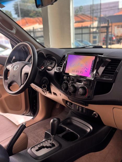 TOYOTA Hilux SW4 2.7 16V 4P FLEX SR 7 LUGARES AUTOM�TICO, Foto 9