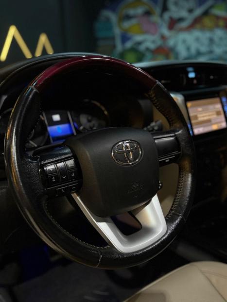 TOYOTA Hilux SW4 2.7 16V 4P SR FLEX AUTOM�TICO, Foto 4