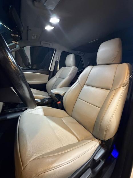 TOYOTA Hilux SW4 2.7 16V 4P SR FLEX AUTOM�TICO, Foto 7