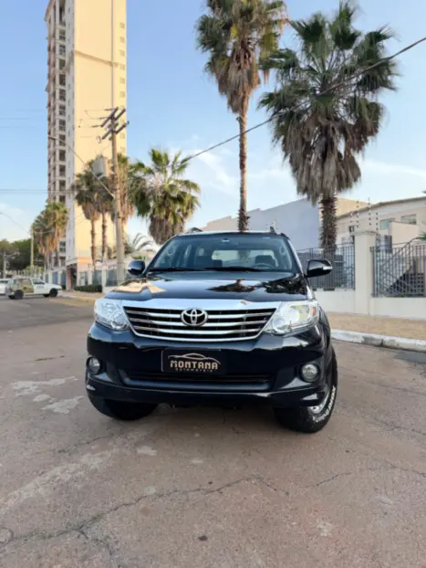 TOYOTA Hilux SW4 2.7 16V 4P SR AUTOM�TICO, Foto 3