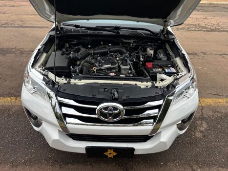 TOYOTA Hilux SW4 2.7 16V 4P SR FLEX AUTOMÁTICO, Foto 12