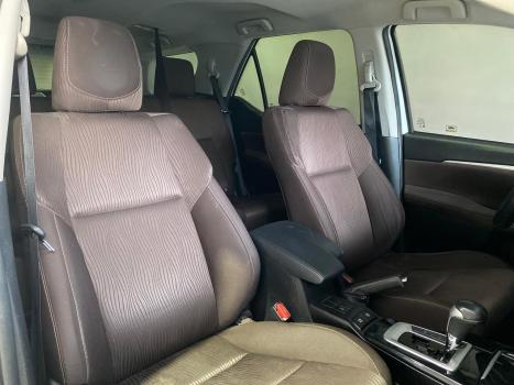 TOYOTA Hilux SW4 2.7 16V 4P SR FLEX AUTOMÁTICO, Foto 11