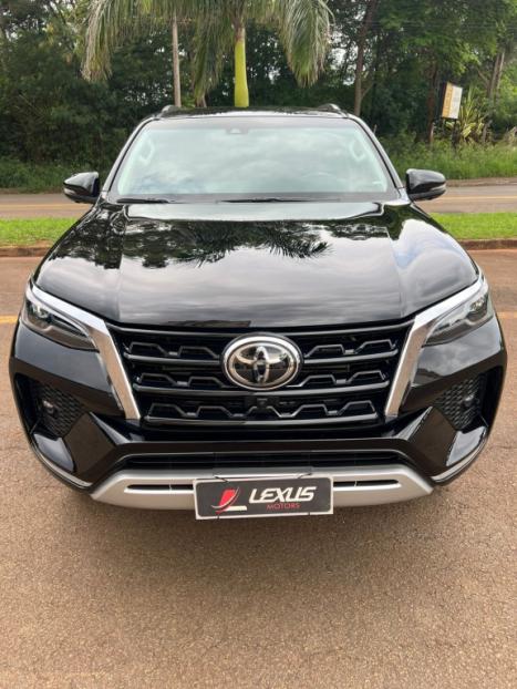 TOYOTA Hilux SW4 2.8 16V 4P SRX 4X4 7 LUGARES TURBO DIESEL AUTOMTICO, Foto 13