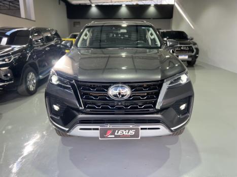 TOYOTA Hilux SW4 2.8 16V 4P SRX 4X4 7 LUGARES TURBO DIESEL AUTOM�TICO, Foto 6