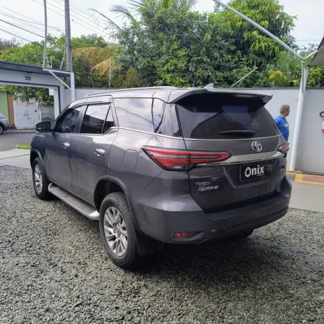 TOYOTA Hilux SW4 2.8 16V 4P SRX 4X4 7 LUGARES TURBO DIESEL AUTOM�TICO, Foto 7