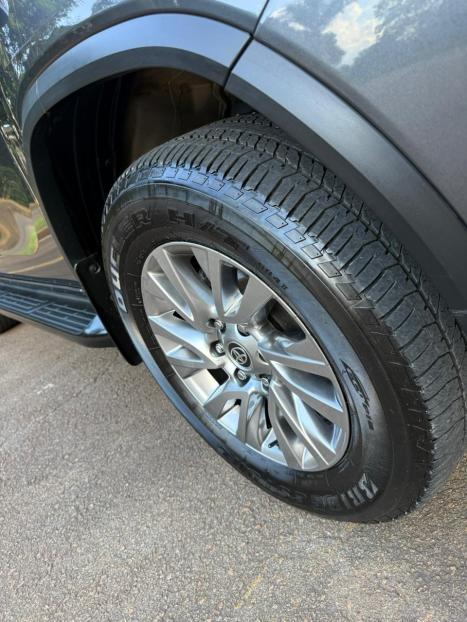 TOYOTA Hilux SW4 2.8 4P SRX 4X4 DIAMOND 7 LUGARES TURBO DIESEL AUTOM�TICO, Foto 7