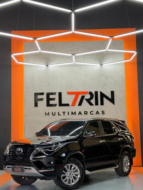 TOYOTA Hilux SW4 2.8 16V 4P SRX 4X4 7 LUGARES TURBO DIESEL AUTOM�TICO, Foto 3