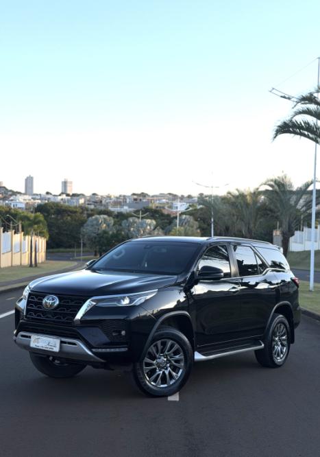 TOYOTA Hilux SW4 2.8 16V 4P SRX 4X4 7 LUGARES TURBO DIESEL AUTOM�TICO, Foto 1