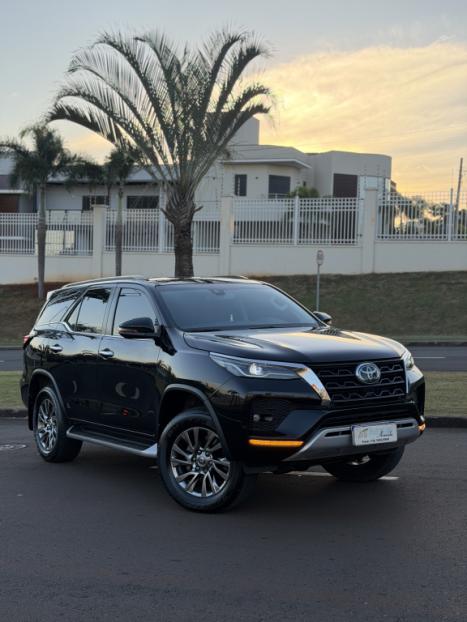 TOYOTA Hilux SW4 2.8 16V 4P SRX 4X4 7 LUGARES TURBO DIESEL AUTOM�TICO, Foto 7