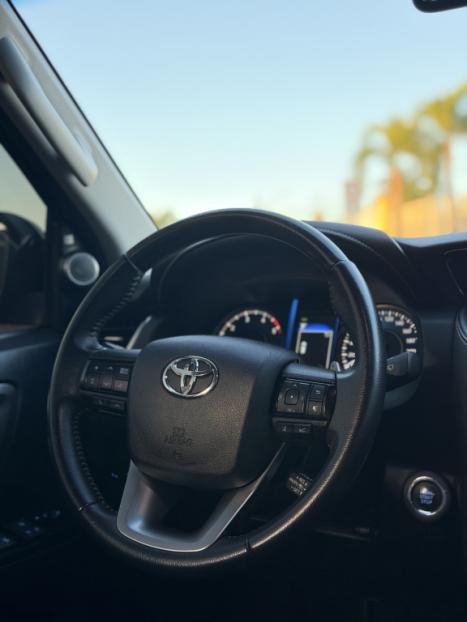 TOYOTA Hilux SW4 2.8 16V 4P SRX 4X4 7 LUGARES TURBO DIESEL AUTOM�TICO, Foto 11