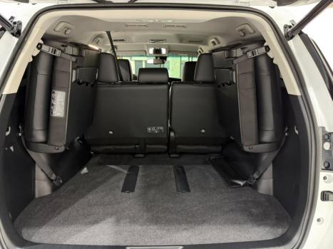 TOYOTA Hilux SW4 2.8 16V 4P SRX 4X4 7 LUGARES TURBO DIESEL AUTOMÁTICO, Foto 11