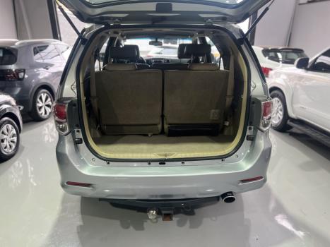 TOYOTA Hilux SW4 3.0 16V 4P SRV 4X4 7 LUGARES TURBO DIESEL AUTOMTICO, Foto 8