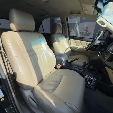 TOYOTA Hilux SW4 3.0 16V 4P SRV 4X4 7 LUGARES TURBO DIESEL AUTOMTICO, Foto 10