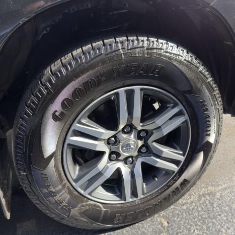 TOYOTA Hilux SW4 3.0 16V 4P SRV 4X4 7 LUGARES TURBO DIESEL AUTOMTICO, Foto 14