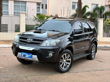 TOYOTA Hilux SW4 3.0 16V 4P SRV 4X4 TURBO DIESEL AUTOM�TICO, Foto 2