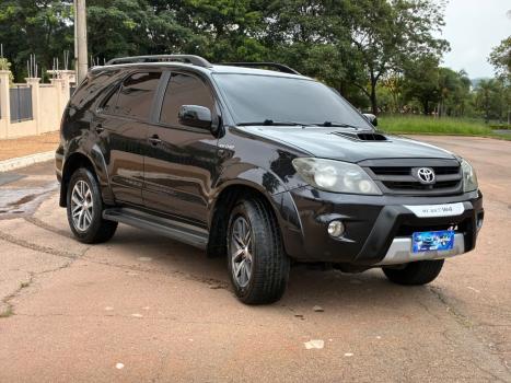 TOYOTA Hilux SW4 3.0 16V 4P SRV 4X4 TURBO DIESEL AUTOM�TICO, Foto 3