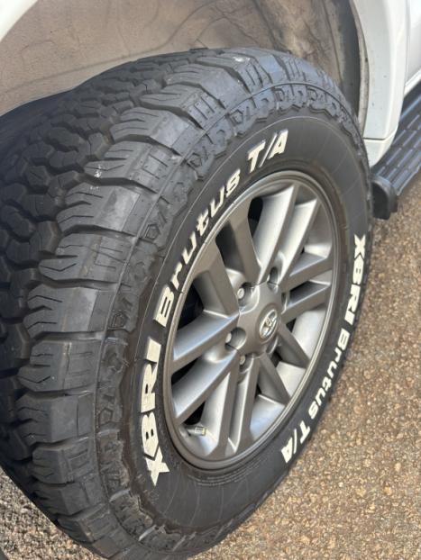 TOYOTA Hilux SW4 3.0 16V 4P SRV 4X4 7 LUGARES TURBO DIESEL AUTOM�TICO, Foto 10