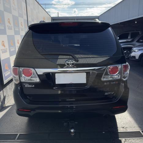 TOYOTA Hilux SW4 3.0 16V 4P SRV 4X4 7 LUGARES TURBO DIESEL AUTOM�TICO, Foto 5