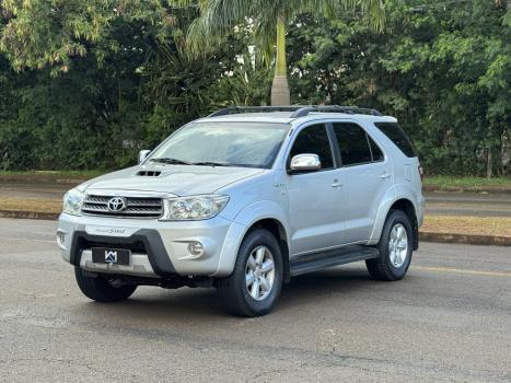 TOYOTA Hilux SW4 3.0 V6 12V 4P SRV 4X4 TURBO DIESEL AUTOM�TICO, Foto 1