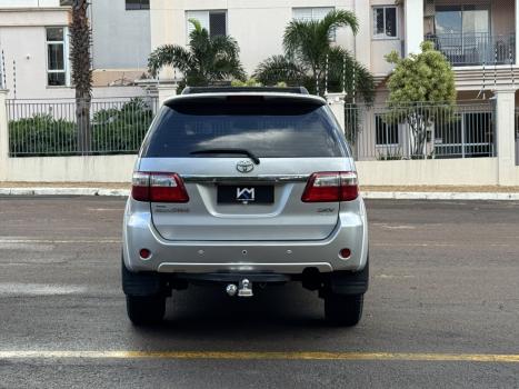 TOYOTA Hilux SW4 3.0 V6 12V 4P SRV 4X4 TURBO DIESEL AUTOM�TICO, Foto 5