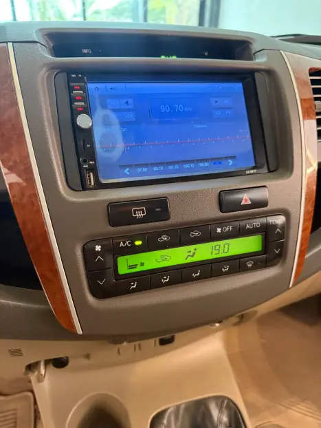 TOYOTA Hilux SW4 3.0 16V 4P SRV 4X4 7 LUGARES TURBO DIESEL AUTOM�TICO, Foto 8