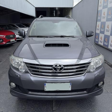 TOYOTA Hilux SW4 3.0 16V 4P SRV 4X4 7 LUGARES TURBO DIESEL AUTOM�TICO, Foto 2