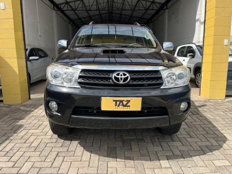 TOYOTA Hilux SW4 3.0 16V 4P SRV 4X4 7 LUGARES TURBO DIESEL AUTOM�TICO, Foto 3
