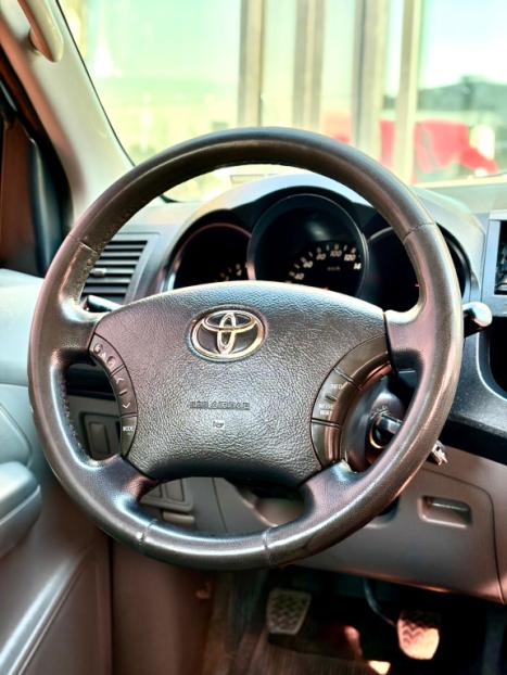 TOYOTA Hilux SW4 3.0 16V 4P SRV 4X4 TURBO DIESEL AUTOM�TICO, Foto 8