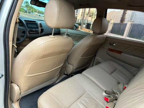 TOYOTA Hilux SW4 3.0 16V 4P SRV 4X4 7 LUGARES TURBO DIESEL AUTOM�TICO, Foto 7