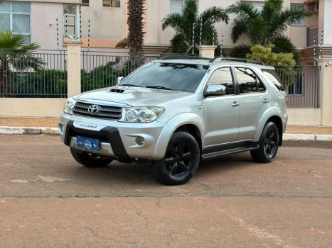 TOYOTA Hilux SW4 3.0 16V 4P SRV 4X4 7 LUGARES TURBO DIESEL AUTOM�TICO, Foto 13