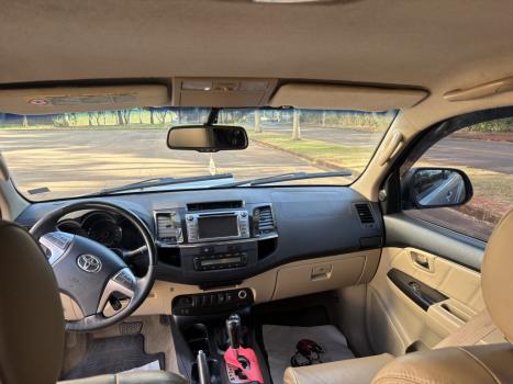 TOYOTA Hilux SW4 3.0 16V 4P SRV 4X4 TURBO DIESEL AUTOM�TICO, Foto 7