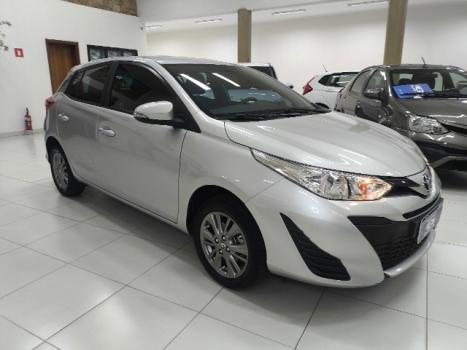 TOYOTA Yaris Hatch 1.3 16V 4P FLEX XL PLUS TECH MULTIDRIVE AUTOMTICO CVT, Foto 3