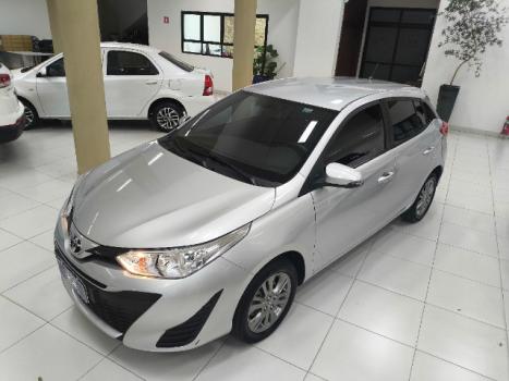 TOYOTA Yaris Hatch 1.3 16V 4P FLEX XL PLUS TECH MULTIDRIVE AUTOMTICO CVT, Foto 9