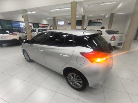 TOYOTA Yaris Hatch 1.3 16V 4P FLEX XL PLUS TECH MULTIDRIVE AUTOMTICO CVT, Foto 15