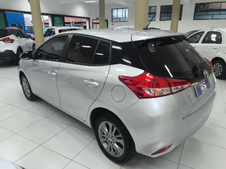 TOYOTA Yaris Hatch 1.3 16V 4P FLEX XL PLUS TECH MULTIDRIVE AUTOMTICO CVT, Foto 18