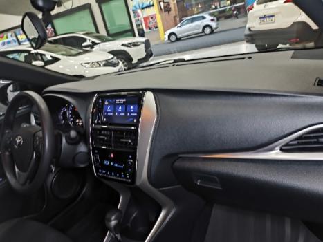 TOYOTA Yaris Hatch 1.3 16V 4P FLEX XL PLUS TECH MULTIDRIVE AUTOMTICO CVT, Foto 23