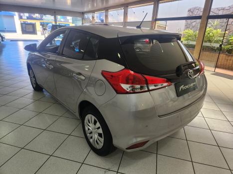 TOYOTA Yaris Hatch 1.3 16V 4P FLEX XL MULTIDRIVE AUTOMTICO CVT, Foto 5