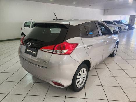 TOYOTA Yaris Hatch 1.3 16V 4P FLEX XL MULTIDRIVE AUTOMTICO CVT, Foto 10