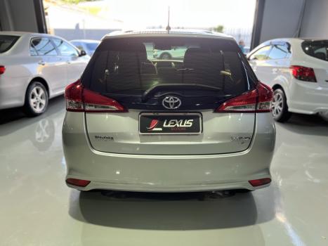 TOYOTA Yaris Hatch 1.3 16V 4P FLEX XL MULTIDRIVE AUTOMTICO CVT, Foto 4