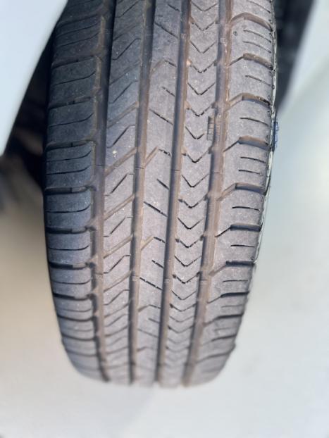 TOYOTA Yaris Hatch 1.3 16V 4P FLEX XL MULTIDRIVE AUTOMTICO CVT, Foto 6