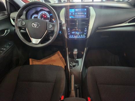 TOYOTA Yaris Hatch 1.5 16V 4P FLEX XL PLUS CONNECT MULTIDRIVE AUTOMTICO CVT, Foto 7